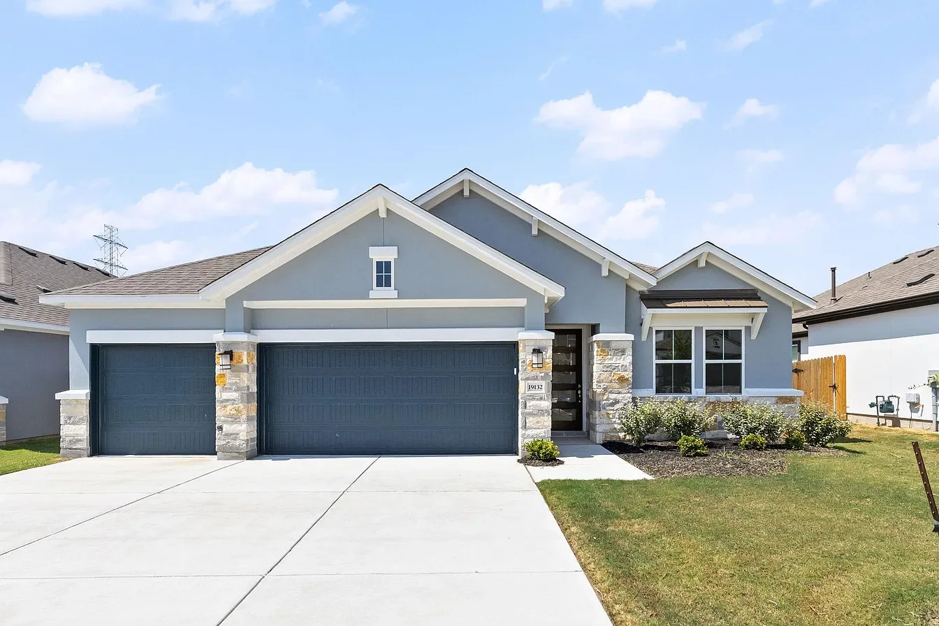Exterior of a Saratoga Homes home in Enclave at Cele, Pflugerville