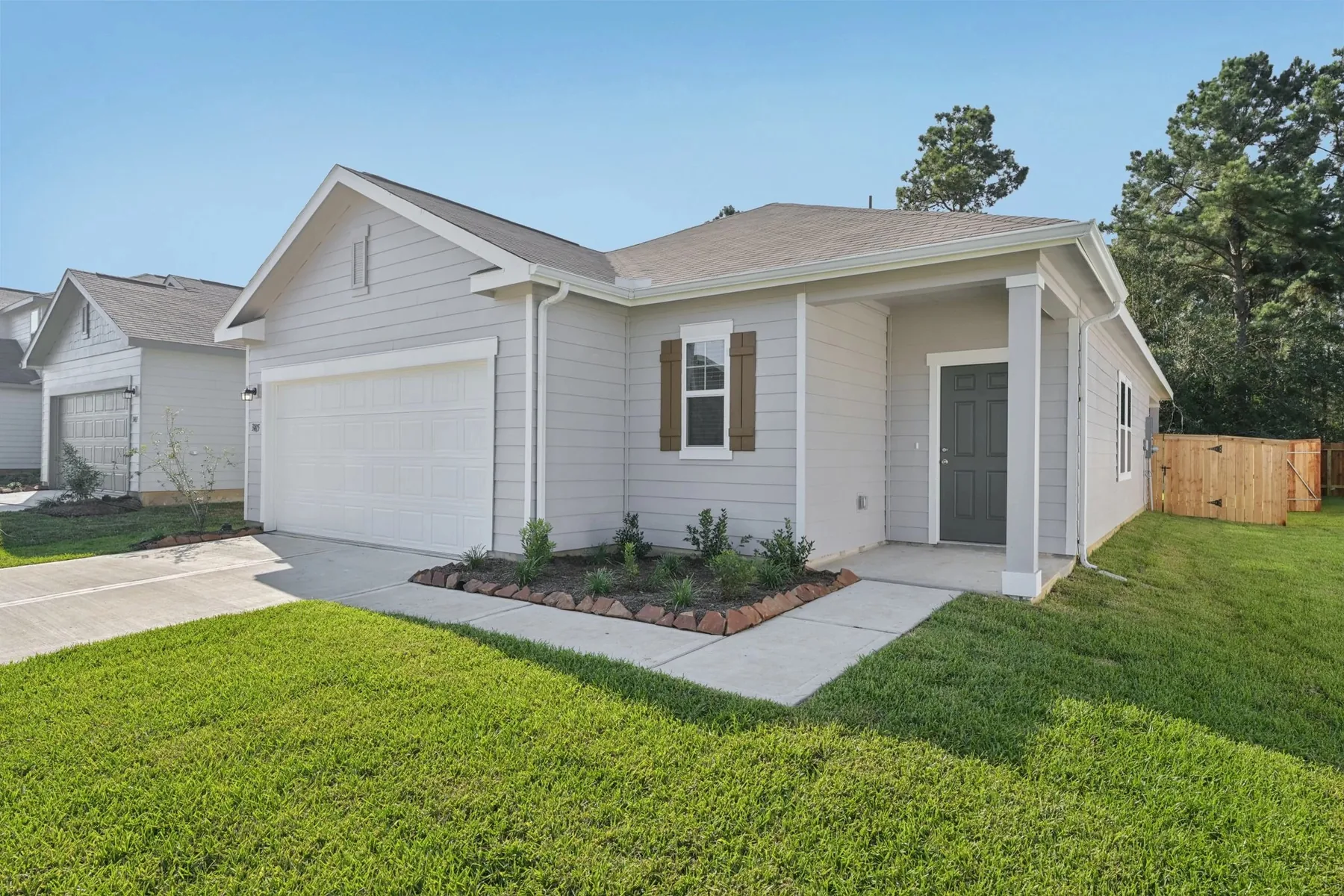 Exterior of a Starlight Homes home in Rolling Glen, Hutto